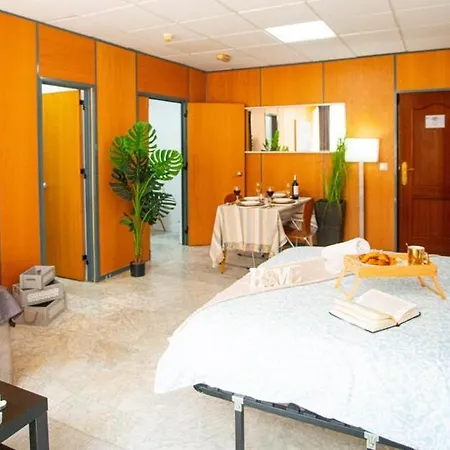 Executive Comfort - Center